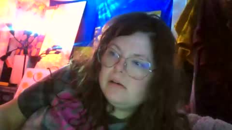 Snapshot of siofra chatting on 11/01/25, 12:07 Siofra online show from 11/01/25, 12:07