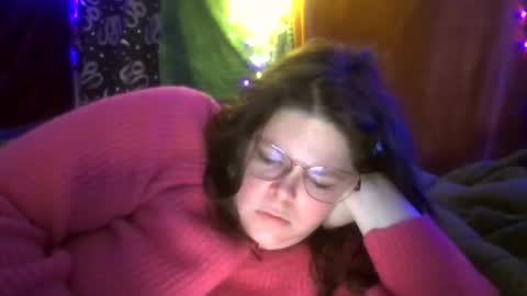 Snapshot of siofra chatting on 02/26/26, 08:57 Siofra online show from 02/26/26, 08:57