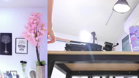 Snapshot of siouxsie_cenobite chatting on 10/18/25, 11:44 Siouxsie online show from 10/18/25, 11:44