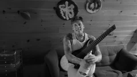 Dustbunnyfoofoo online show from 10/25/25, 07:27