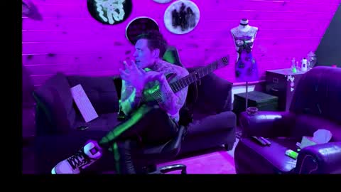 Dustbunnyfoofoo online show from 11/16/25, 03:34