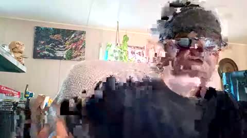 Snapshot of sir_cams_a_lot chatting on 11/14/25, 04:17 Sir cams online show from 11/14/25, 04:17