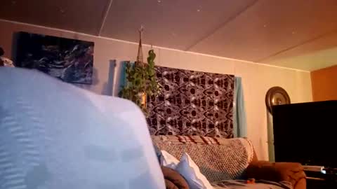 Snapshot of sir_cams_a_lot chatting on 11/17/25, 02:06 Sir cams online show from 11/17/25, 02:06