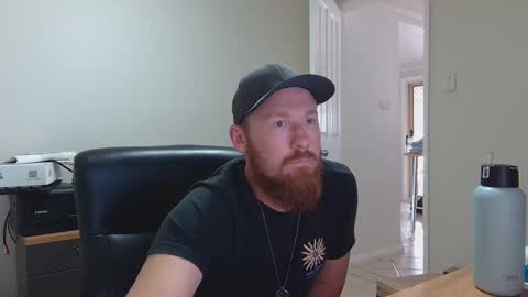 Snapshot of sir_cheify chatting on 11/21/25, 03:27 sir_cheify online show from 11/21/25, 03:27