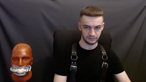 Snapshot of sir_damien chatting on 12/03/24, 05:12 Sir Damien online show from 12/03/24, 05:12