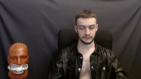 Snapshot of sir_damien chatting on 12/14/24, 08:40 Sir Damien online show from 12/14/24, 08:40