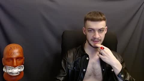 Snapshot of sir_damien chatting on 12/28/24, 02:43 Sir Damien online show from 12/28/24, 02:43