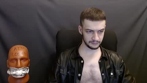 Snapshot of sir_damien chatting on 01/03/25, 08:22 Sir Damien online show from 01/03/25, 08:22