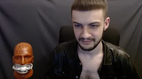 Snapshot of sir_damien chatting on 01/05/25, 12:10 Sir Damien online show from 01/05/25, 12:10