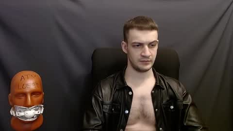 Snapshot of sir_damien chatting on 01/07/25, 08:42 Sir Damien online show from 01/07/25, 08:42