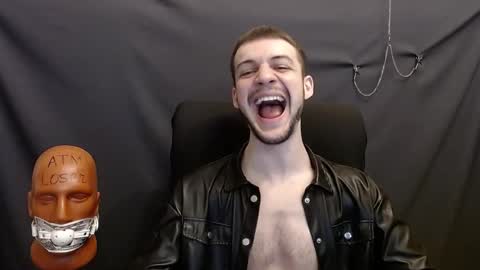 Snapshot of sir_damien chatting on 01/17/25, 08:44 Sir Damien online show from 01/17/25, 08:44