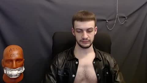 Snapshot of sir_damien chatting on 01/19/25, 02:57 Sir Damien online show from 01/19/25, 02:57