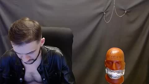 Snapshot of sir_damien chatting on 01/25/25, 02:58 Sir Damien online show from 01/25/25, 02:58