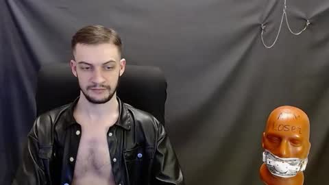 Snapshot of sir_damien chatting on 01/26/25, 02:24 Sir Damien online show from 01/26/25, 02:24