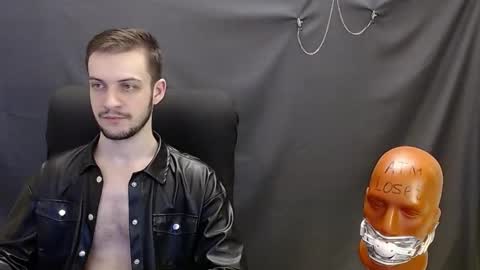 Snapshot of sir_damien chatting on 02/16/25, 08:44 Sir Damien online show from 02/16/25, 08:44