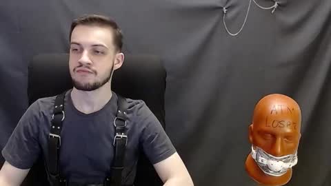 Snapshot of sir_damien chatting on 02/22/25, 03:01 Sir Damien online show from 02/22/25, 03:01