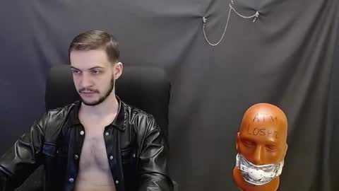 Snapshot of sir_damien chatting on 02/22/25, 08:31 Sir Damien online show from 02/22/25, 08:31