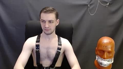 Snapshot of sir_damien chatting on 02/26/25, 03:53 Sir Damien online show from 02/26/25, 03:53