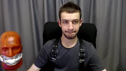 Snapshot of sir_damien chatting on 09/17/25, 03:30 Sir Damien online show from 09/17/25, 03:30