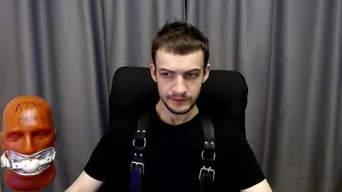 Snapshot of sir_damien chatting on 09/21/25, 02:35 Sir Damien online show from 09/21/25, 02:35