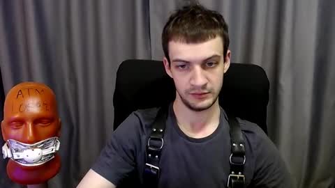 Snapshot of sir_damien chatting on 10/03/25, 08:39 Sir Damien online show from 10/03/25, 08:39