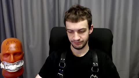 Snapshot of sir_damien chatting on 10/05/25, 08:18 Sir Damien online show from 10/05/25, 08:18