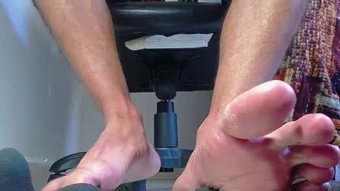 Snapshot of sir_kev66 chatting on 02/20/25, 09:31 only foot worshipers here online show from 02/20/25, 09:31