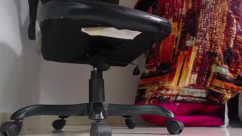 Snapshot of sir_kev66 chatting on 02/27/25, 06:53 only foot worshipers here online show from 02/27/25, 06:53