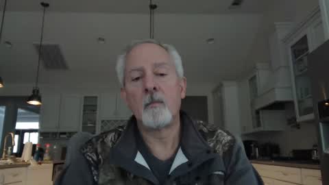 Don Roberto online show from 12/15/24, 05:42