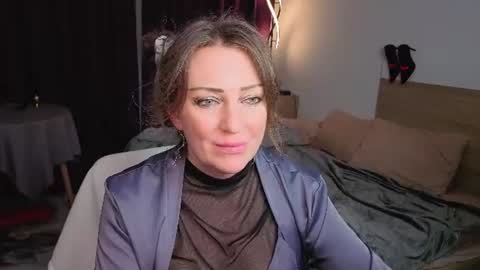 Sirena online show from 06/15/26, 11:07