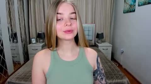 SirenaBloom online show from 03/12/26, 04:51