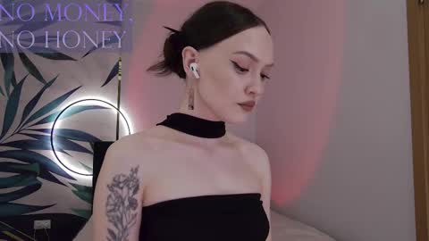 Goddess Sirena online show from 03/10/26, 07:57