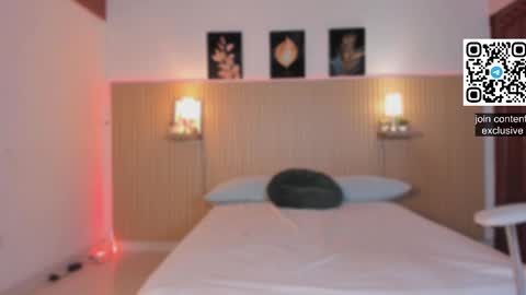 Sirenita online show from 09/12/25, 11:10