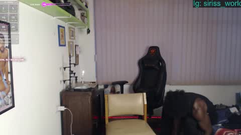 Snapshot of siriss_boyrag chatting on 04/22/26, 10:55 siriss_boyrag online show from 04/22/26, 10:55