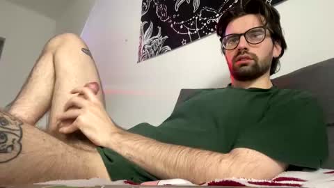 Niki online show from 10/10/25, 06:12