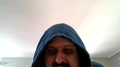 Snapshot of sirmike80 chatting on 12/05/25, 03:20 SirMike80 online show from 12/05/25, 03:20