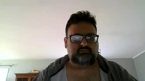 Snapshot of sirmike80 chatting on 07/02/26, 12:11 SirMike80 online show from 07/02/26, 12:11