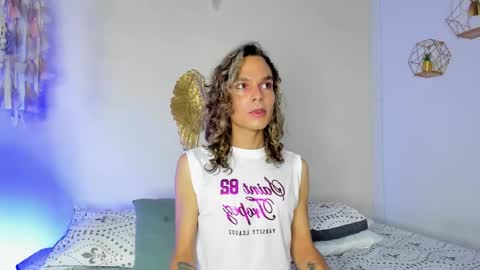 Sirphi Grant online show from 10/22/25, 11:54