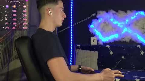 SirReedy online show from 12/01/25, 03:55