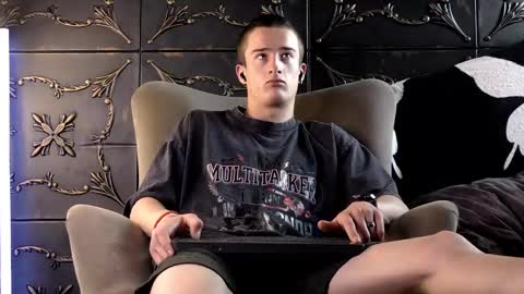 SirReedy online show from 05/06/26, 05:03