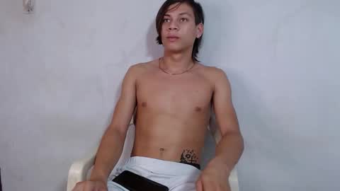 Snapshot of sirryant chatting on 11/04/25, 09:03 SIR RYANT online show from 11/04/25, 09:03