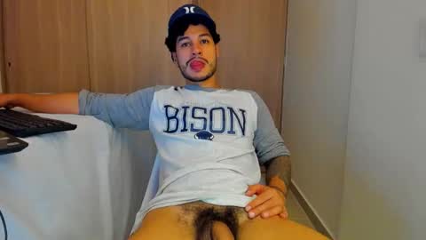 Call me papi online show from 11/08/25, 05:07