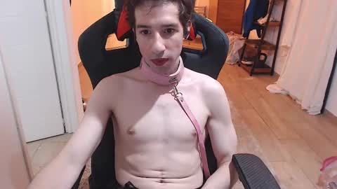 Snapshot of sissy_slave95 chatting on 03/06/25, 04:41 sissy slave online show from 03/06/25, 04:41