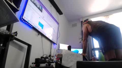 RESPONDS WELL TO ... online show from 01/18/26, 02:59