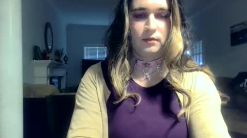 Snapshot of sissychrissy91 chatting on 11/16/25, 06:35 sissychrissy91 online show from 11/16/25, 06:35