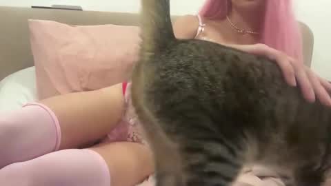 Snapshot of sissydoll_bella chatting on 09/21/25, 05:58 SissyDollBella online show from 09/21/25, 05:58