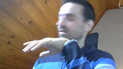 Snapshot of sissytoy35 chatting on 10/16/25, 07:53 sissytoy35 online show from 10/16/25, 07:53