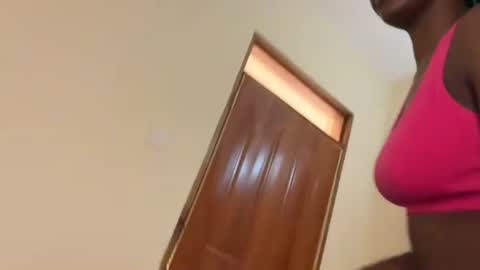 siswet online show from 03/03/25, 06:37