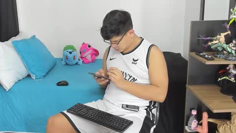 Siul Thompson online show from 12/16/25, 11:37