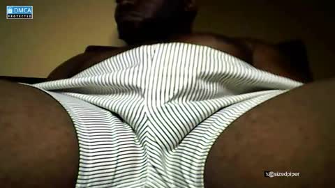 Snapshot of sizedpiper chatting on 10/26/25, 09:15 Pvt is open. Drop thumbs up in satisfaction online show from 10/26/25, 09:15